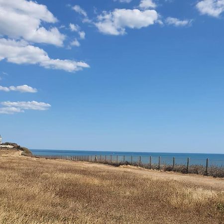 Вилла Four Seasons By The Sea Peacehaven Экстерьер фото